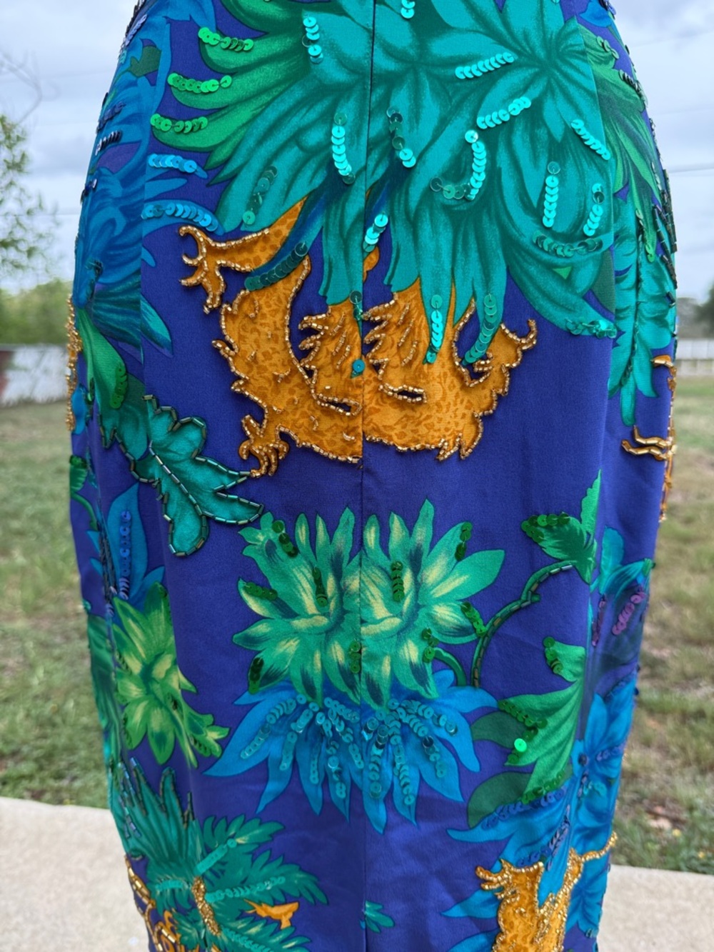100% silk Tropical A.J. Bari Blue &Green Floral Party Dress with Gold Embroidery - Picture 13 of 17